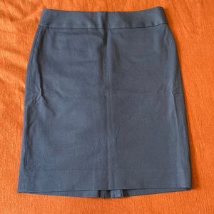 BANANA REPUBLIC NAVY SKIRT